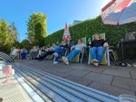 31. ganz entspannt am Beckenrand 